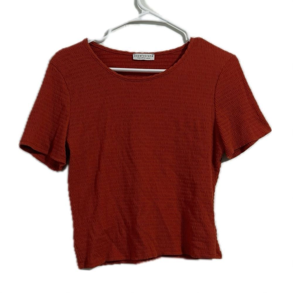 Paper Crane Red Crop Fitted Short Sleeve T-Shirt‎